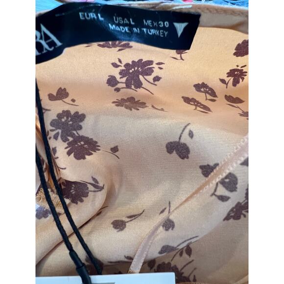 ZARA Floral print peach satin long sleeve Top L - Picture 6 of 7